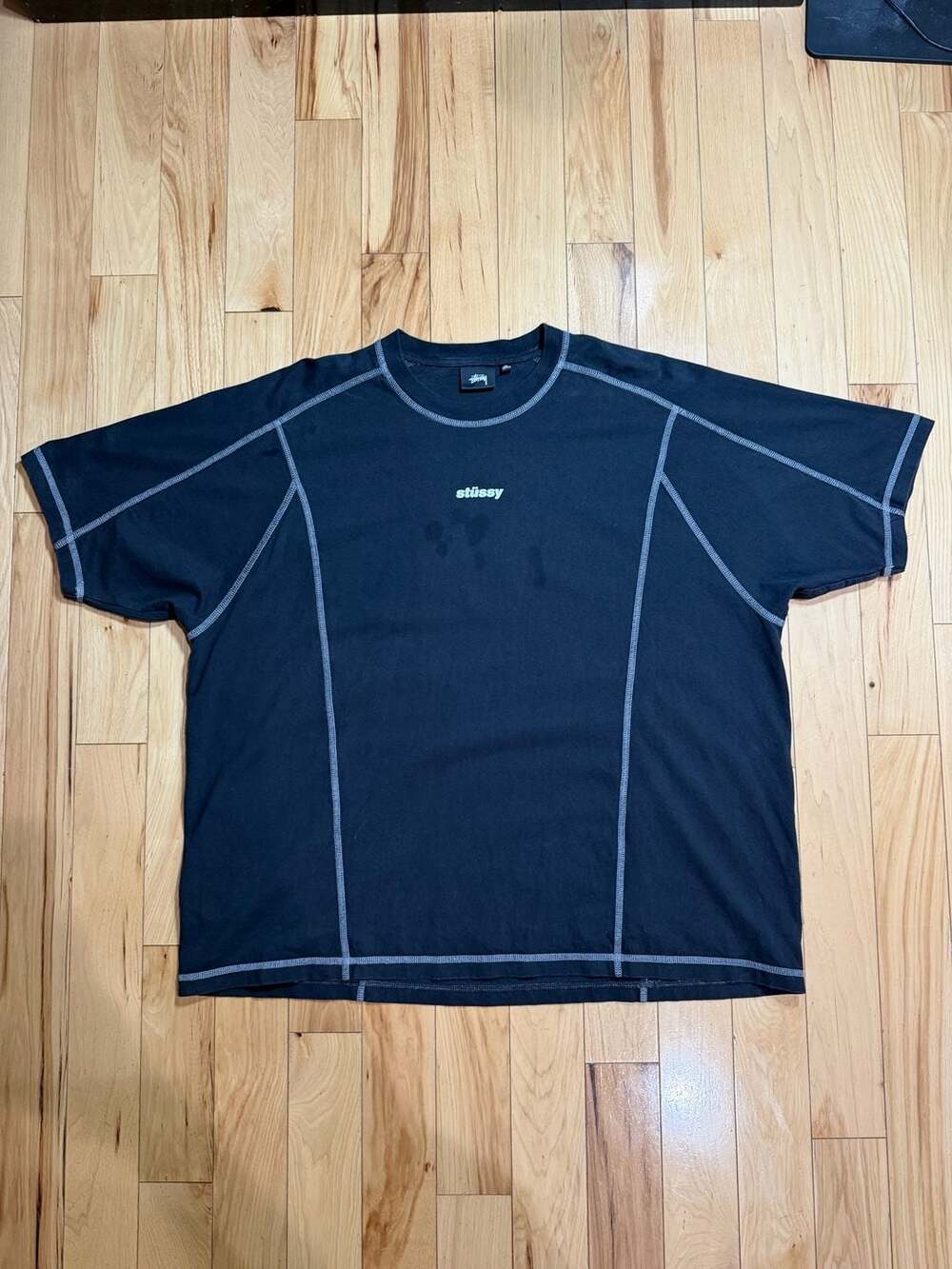 Stüssy Wave Black with Contrast Stitching Tee